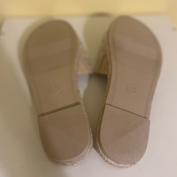 NWOT a new day flat sandals with sparkle size 8.5 - Picture 3 of 3